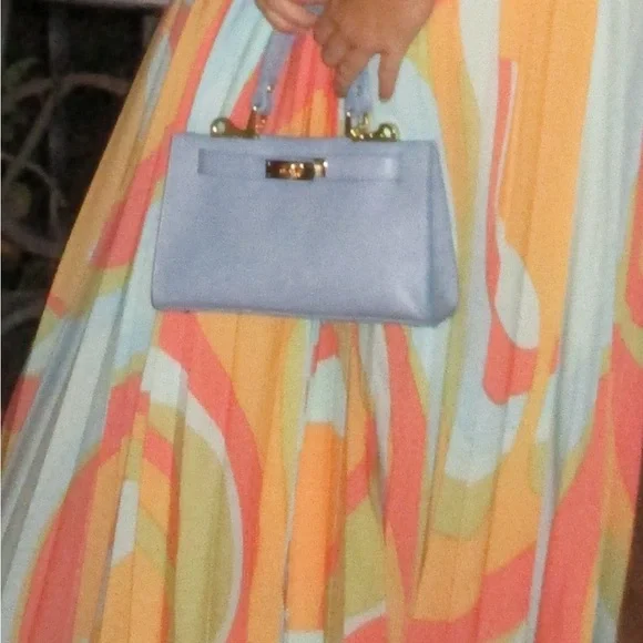 Italian Leather Handbag - Picture 3 of 4